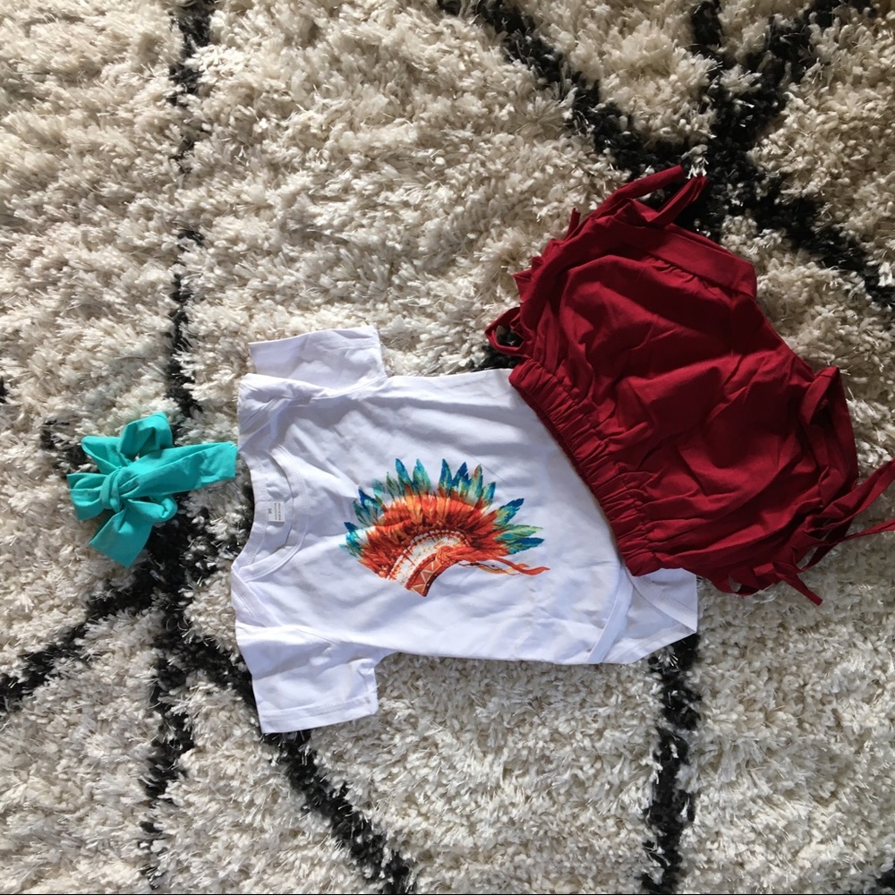 This is a baby girl matching set.